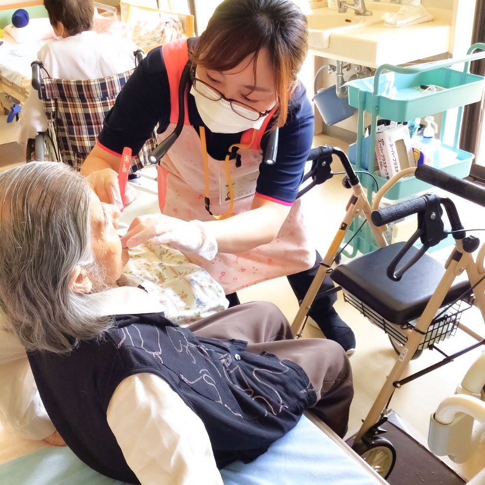 歯科衛生士による口腔ケア